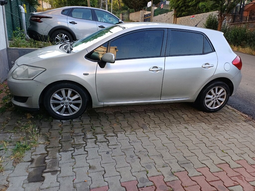 auris 2010 1.4.4D Otomatik - 13