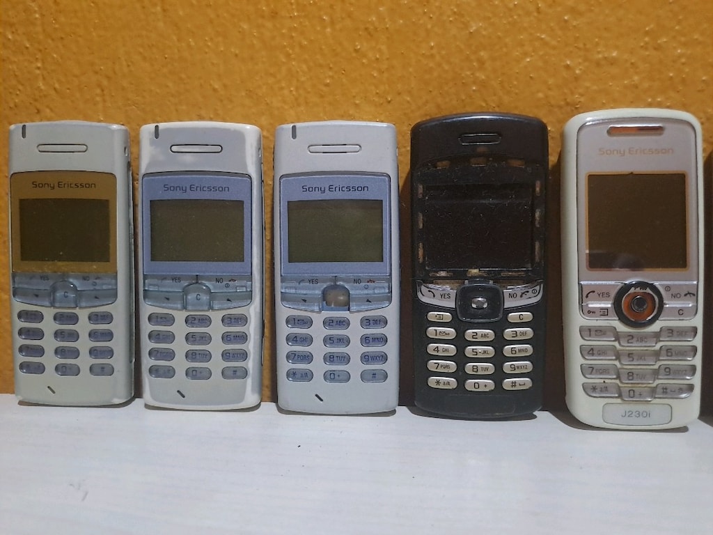 SONY ERİCSSON TUŞLU MODELLERİ TOPLU YADA TEK SATILIK - 2