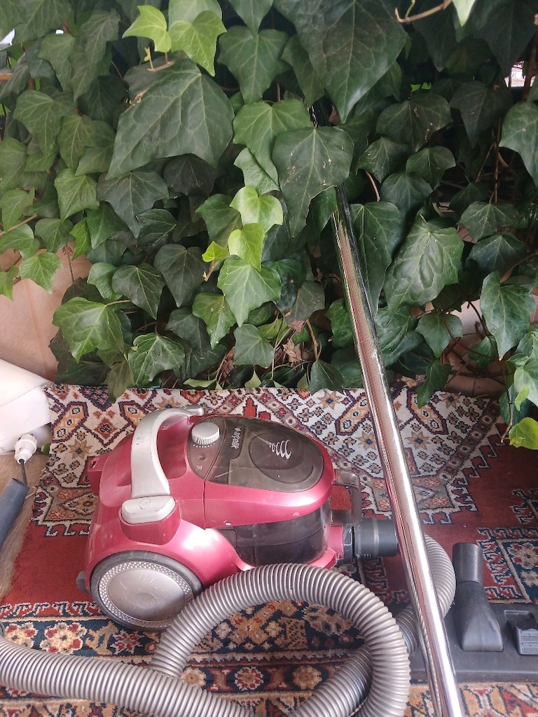 ARCELİK ELEKTRİKLİ SÜPÜRGE TOZ TORBASIZ SAĞLAM ÇALIŞIYOR TERTEMİZ - 4
