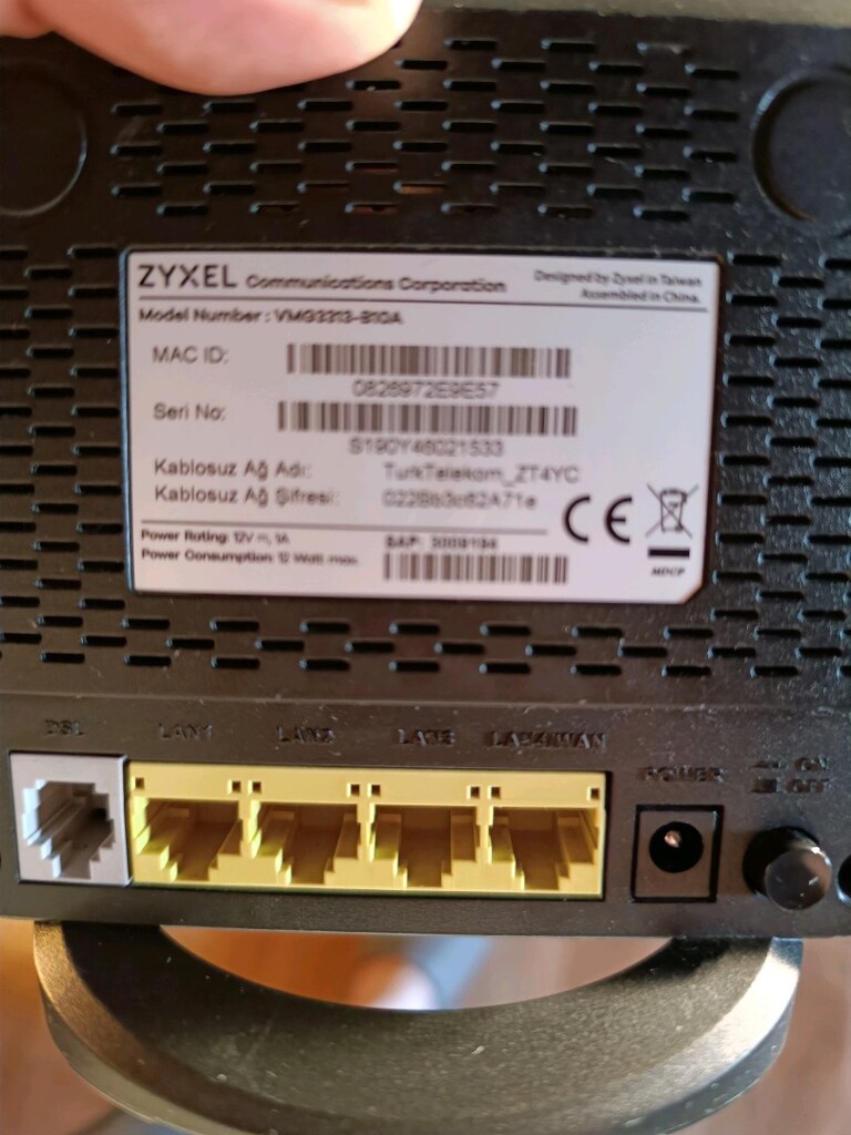 Zyxel VDSL adsl modem - 3