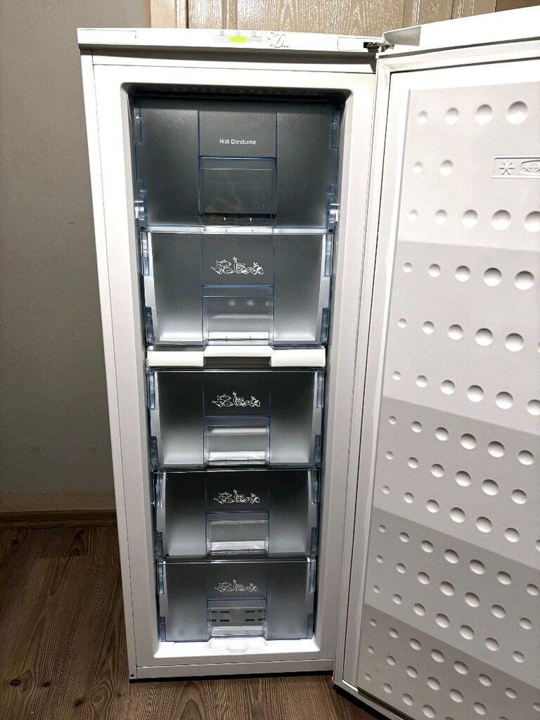 Beko dikey derin dondurucu 5 çekmeceli sorunsuz - 2