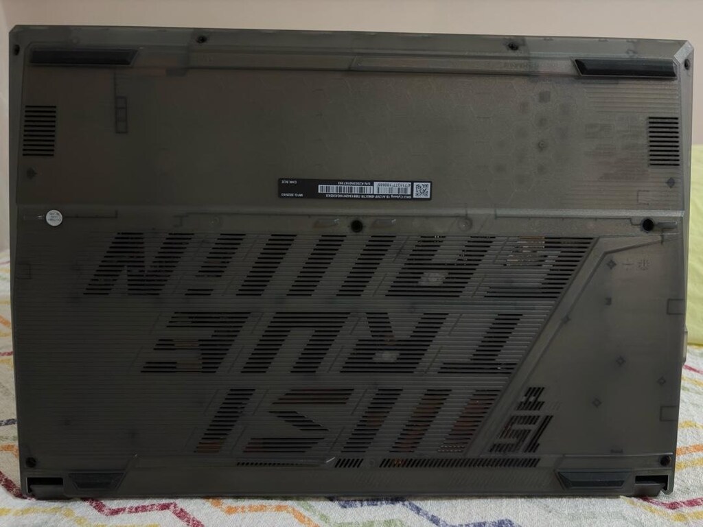 MSI CYBORG 15 A13VF - 7