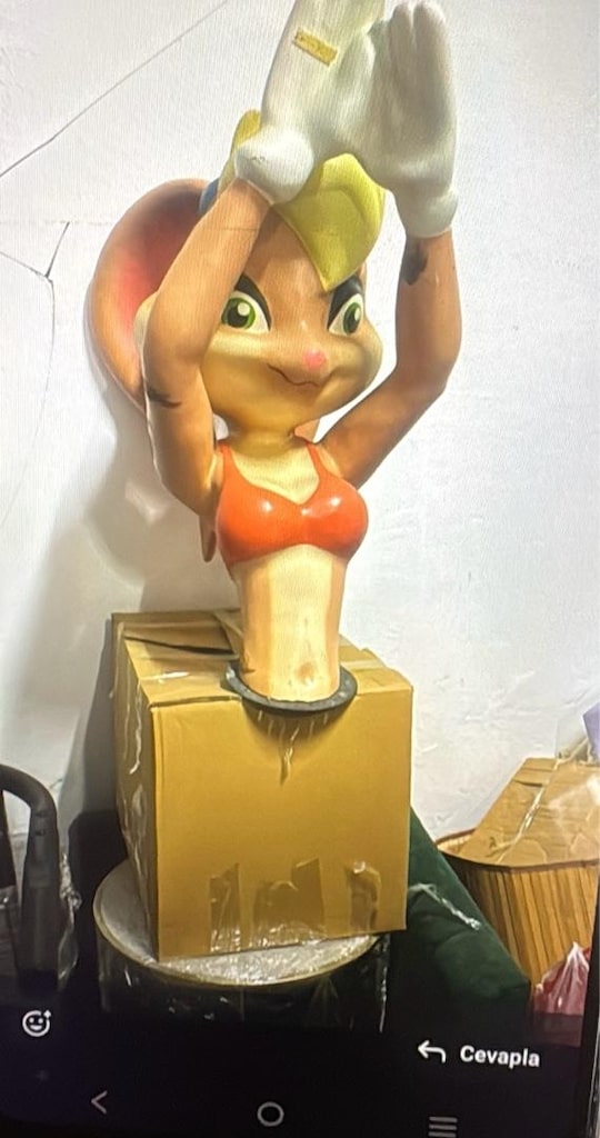 bust