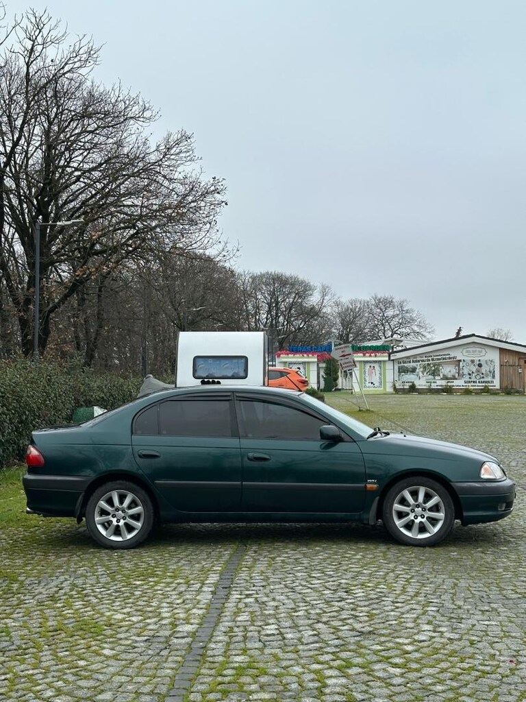 Boyasız degişensiz hasar kayıtsız avensis - 10