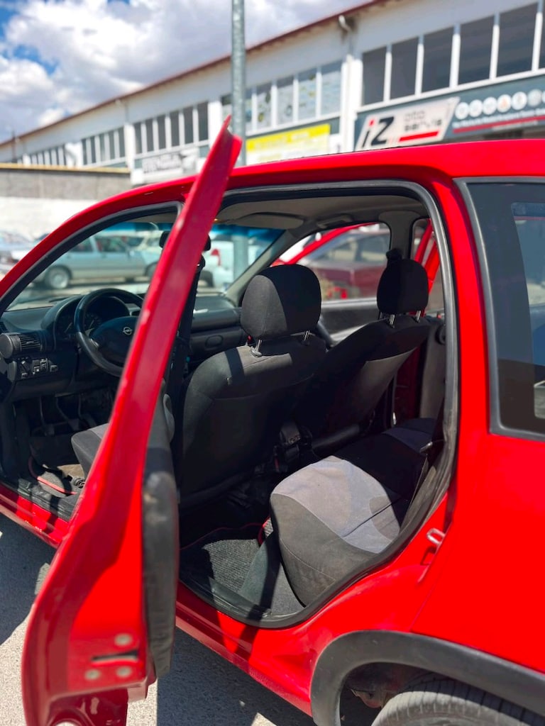2000 model düşük km temiz aile aracı korsa b kilimali 1.4 16walf gls - 7