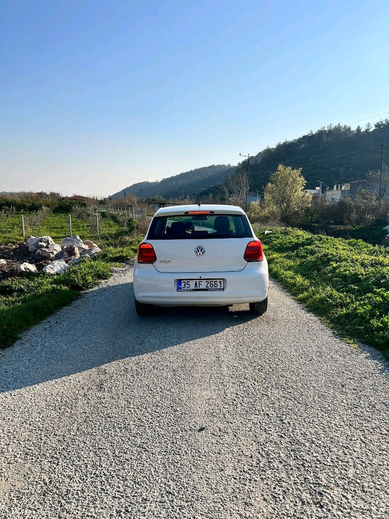2013 VW Polo - 2