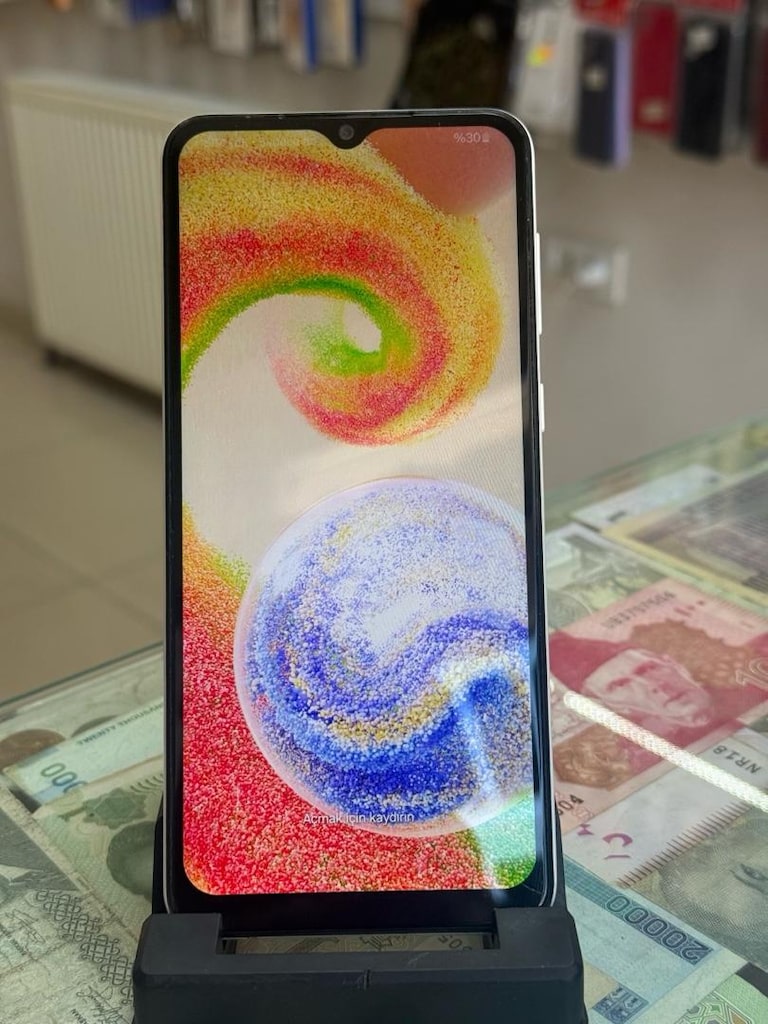 Samsung A04 128/4gb - 5