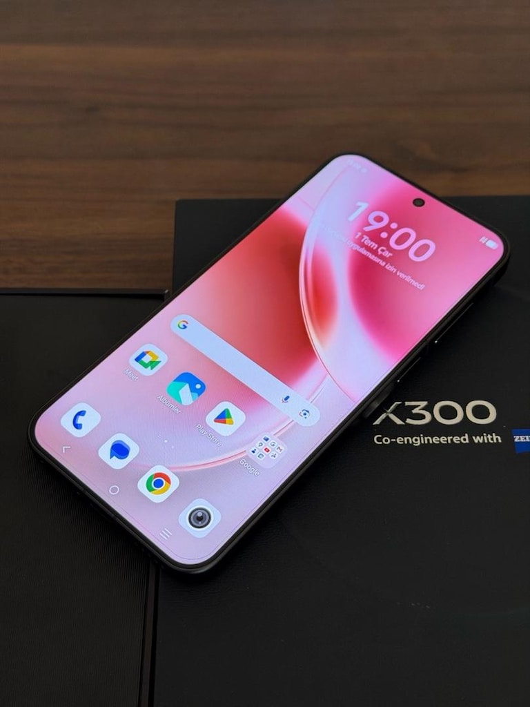 VİVO X300 16/512 GB YILI ATLATIR SIFIRDAN FARKSIZ ORJİNAL GLOBAL FULL - 2