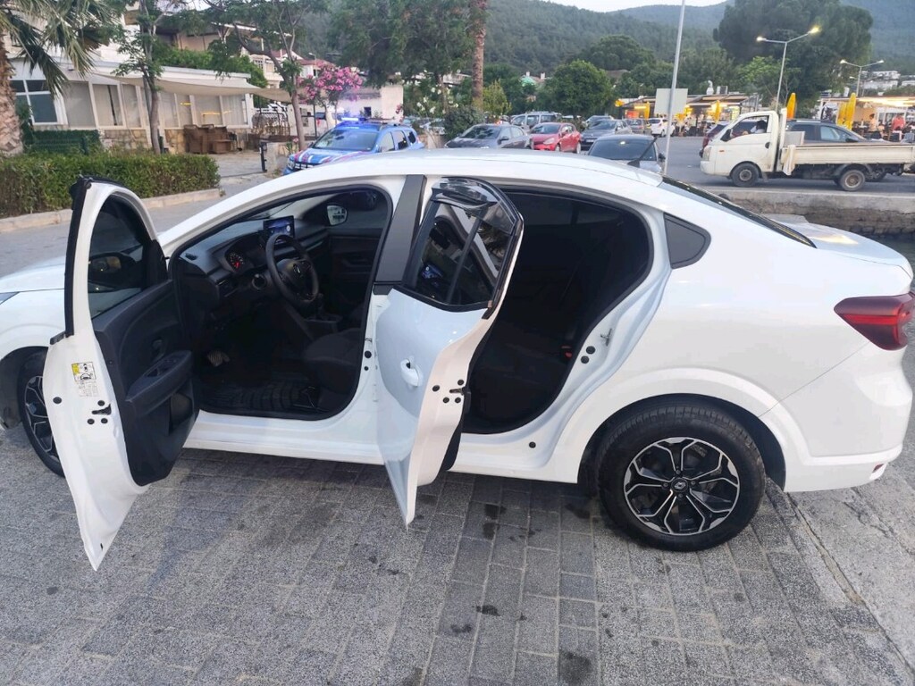 Ögretmenden Otomatik Vites Tailant 1.0Turbo - 17