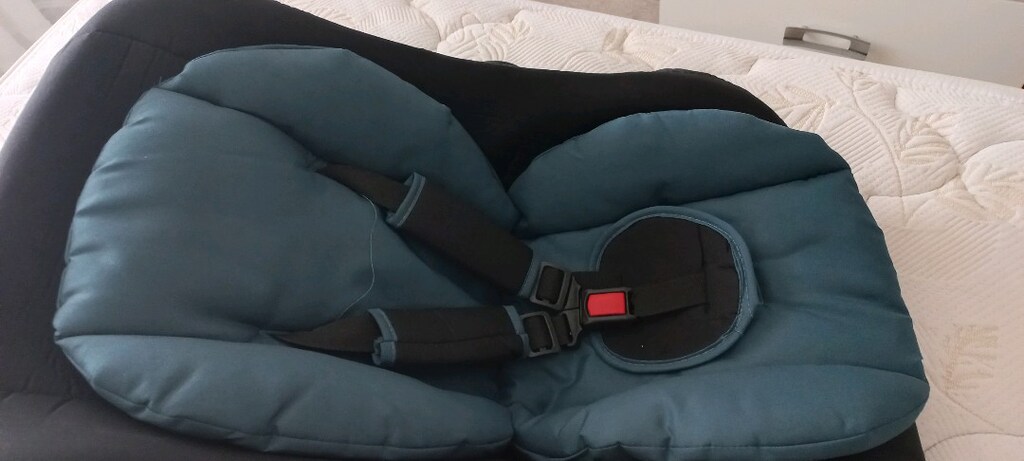 hiç kullanılmamış bebek taşıma puseti sınıf - 4