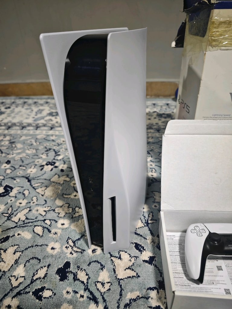 PlayStation 5 - 2