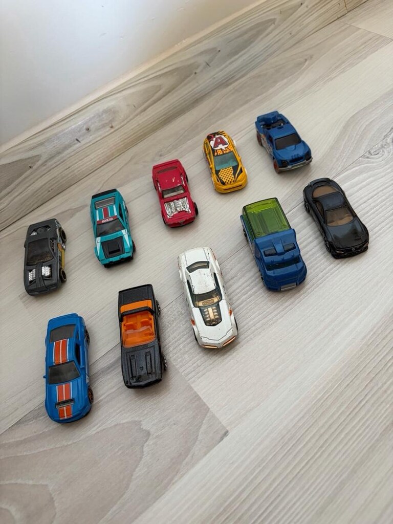 SAHİBİNDEN SATILIK 51 ADET HOT WHEELS OYUNCAK ARABALAR - 6