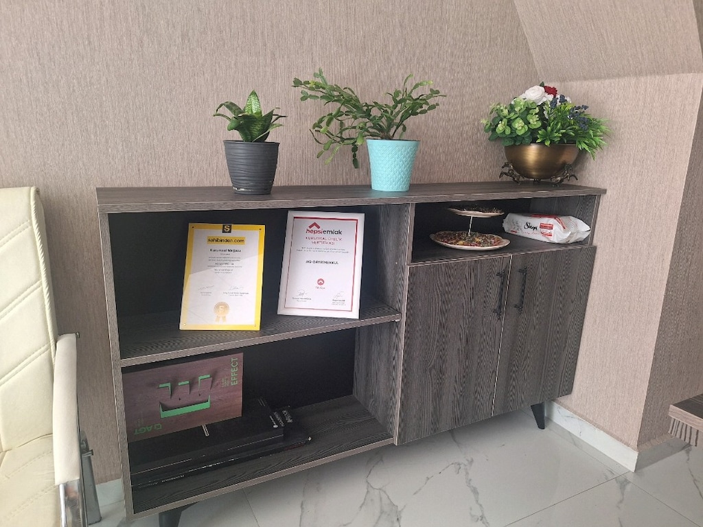 ofis mobilyası 4 ay kullanildi - 3
