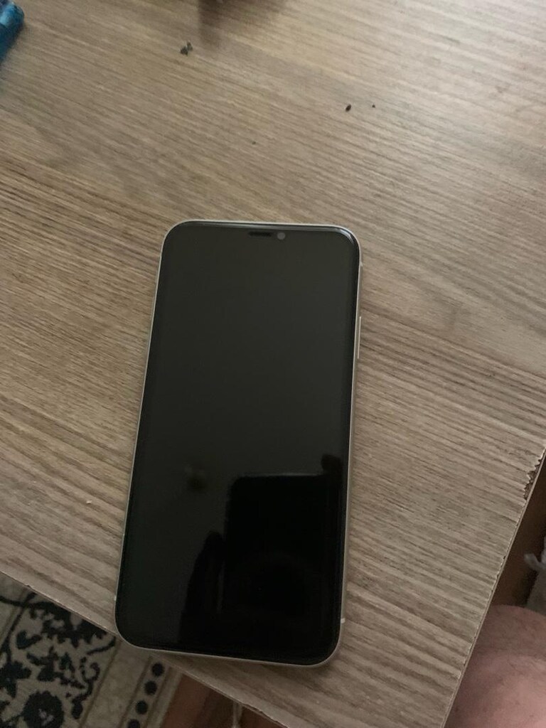 TR İPHONE 11 değişensiz 128 gb - 8