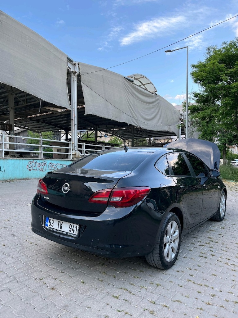 2014 model 2015 çıkışlı Opel Astra - 2
