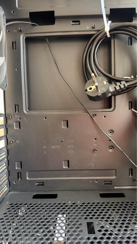 Vento VG12A Oyuncu Kasası FSP 650W PSU Camlı - 5