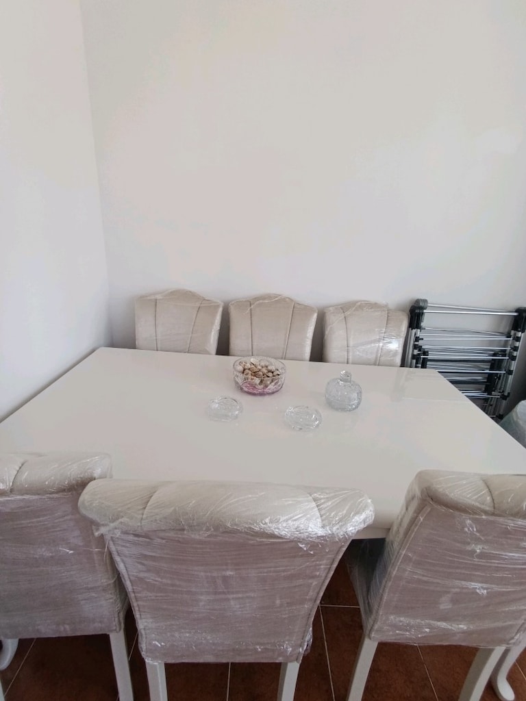 6 kişilik lake masa sandalye takimi - 3