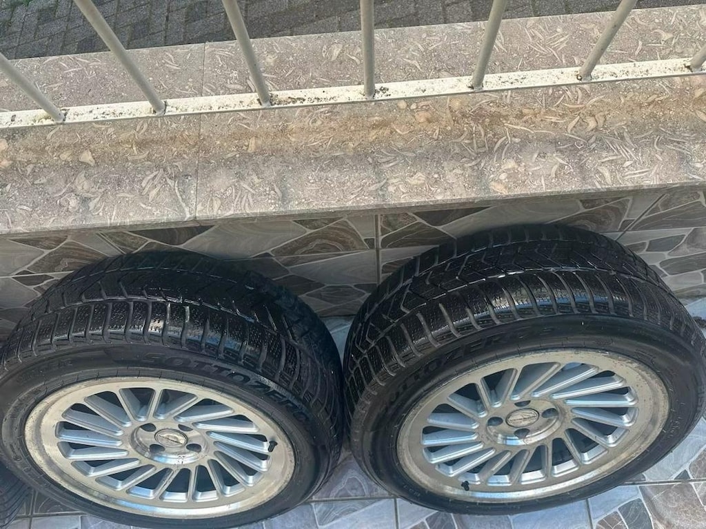 VOSSEN JANT LASTİK TAKIMI PRELLİ 215 55 17 BIJON ARALIK 4X100 - 8