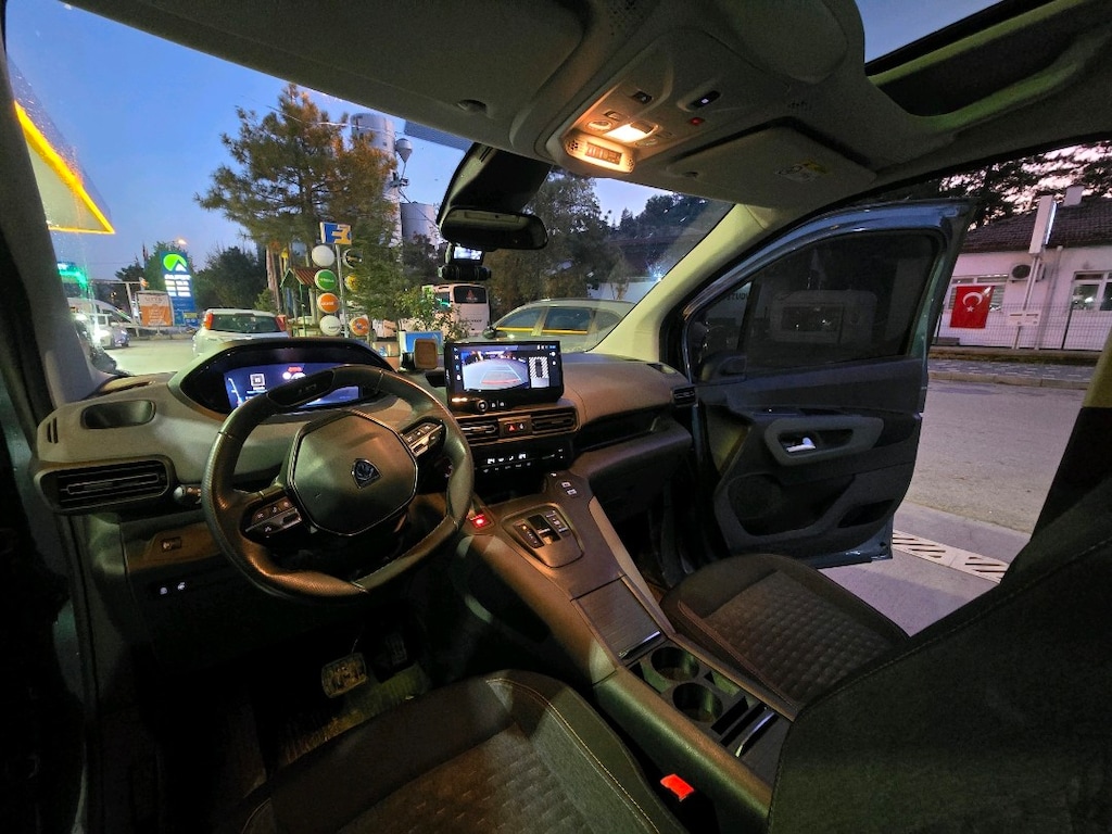 SAHİBİNDEN HATASIZ / BOYASIZ / 2025 RiFTER GT 1.5 130 HP EAT8 - 15