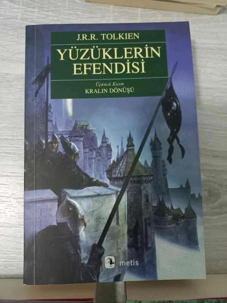 Yüzüklerin Efendisi 3 kitap Serisi - 4