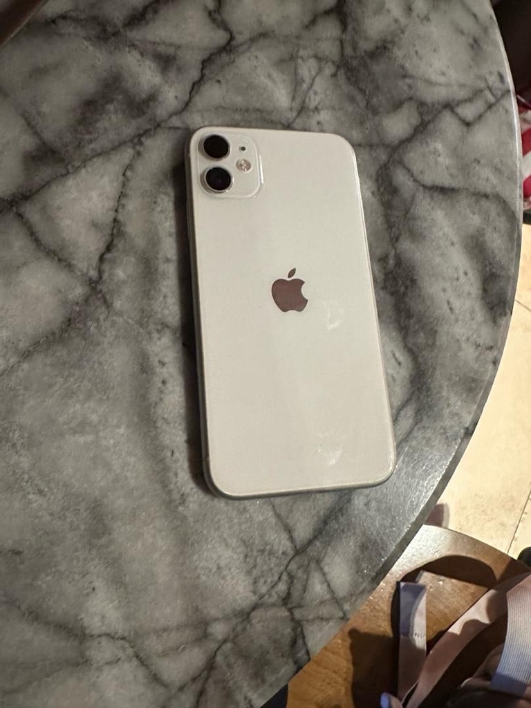 Iphone 11 - 4