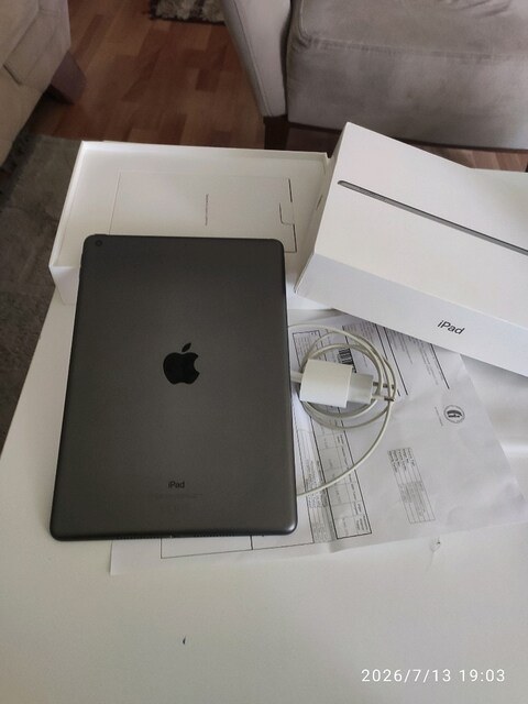 iPad 9.nesil 256 GB sıfır ayarında 64gb fiyatı yerine 256 GB tablet
