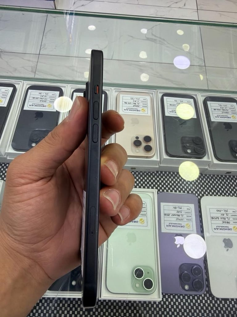APPLE 15 PLUS 256 GB GARANTİLİ - 2