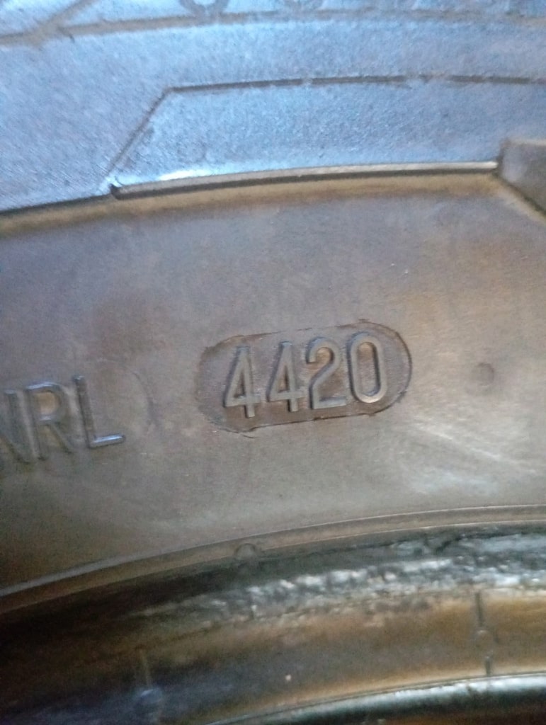 235/65/16 - 3