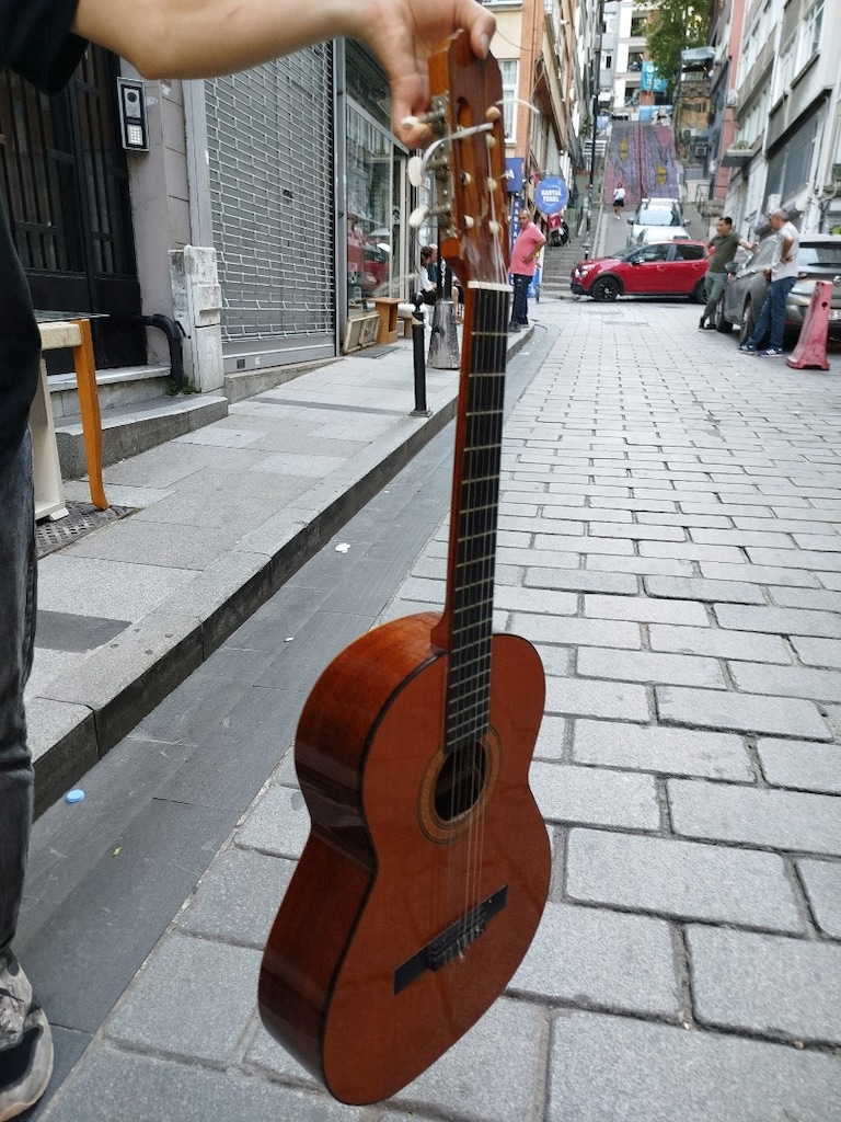 admira marka gitar orijinal - 2