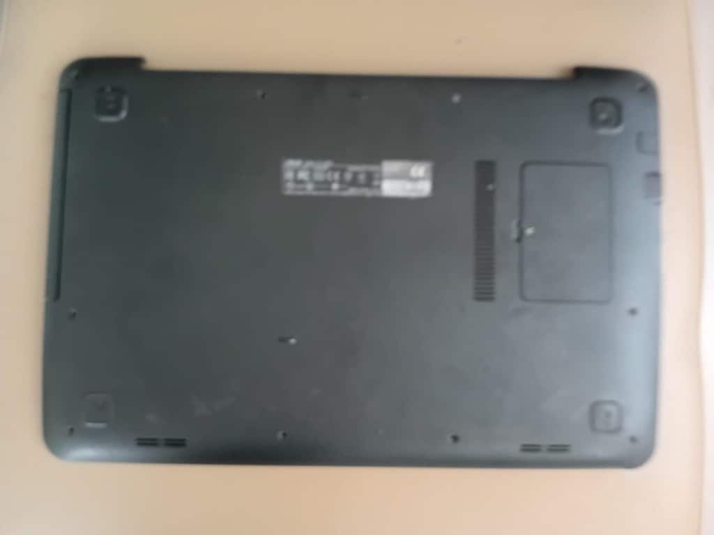 X555 ALT KAPAK HOPARLÖR VE DVD - 3