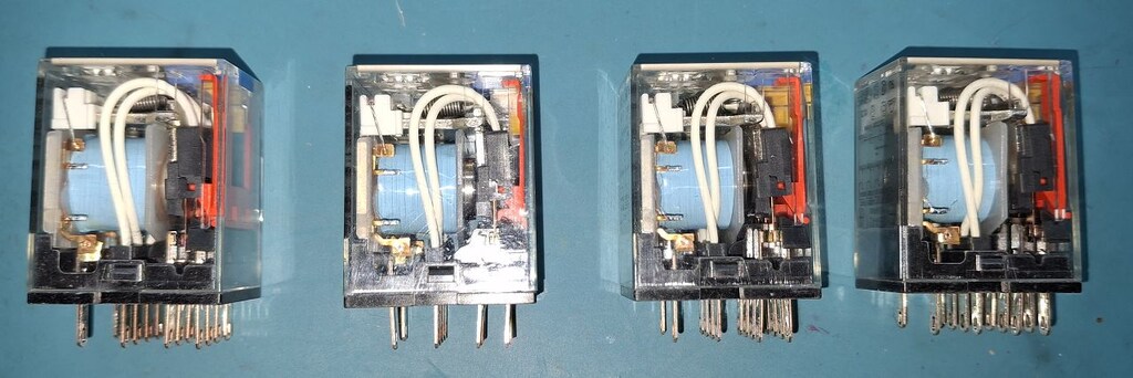 OMRON MY4IN Kontrol rolesi 4 adet + 3 adet soketleri ile.ROLE5 - 5