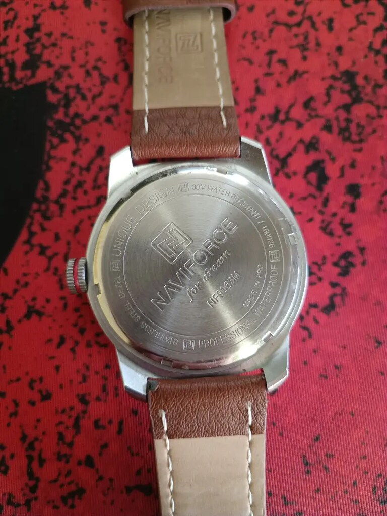 Naviforce su geçirmez saat - 2