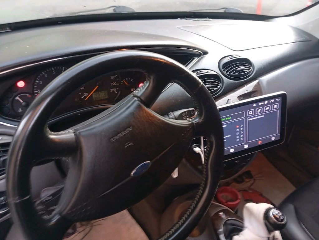 focus 1 ghia - 4