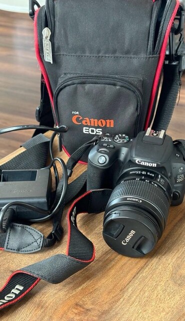 Canon EOS 200D + 18-55mm Lens | Çok Temiz | Az Kullanıldı | Orijinal