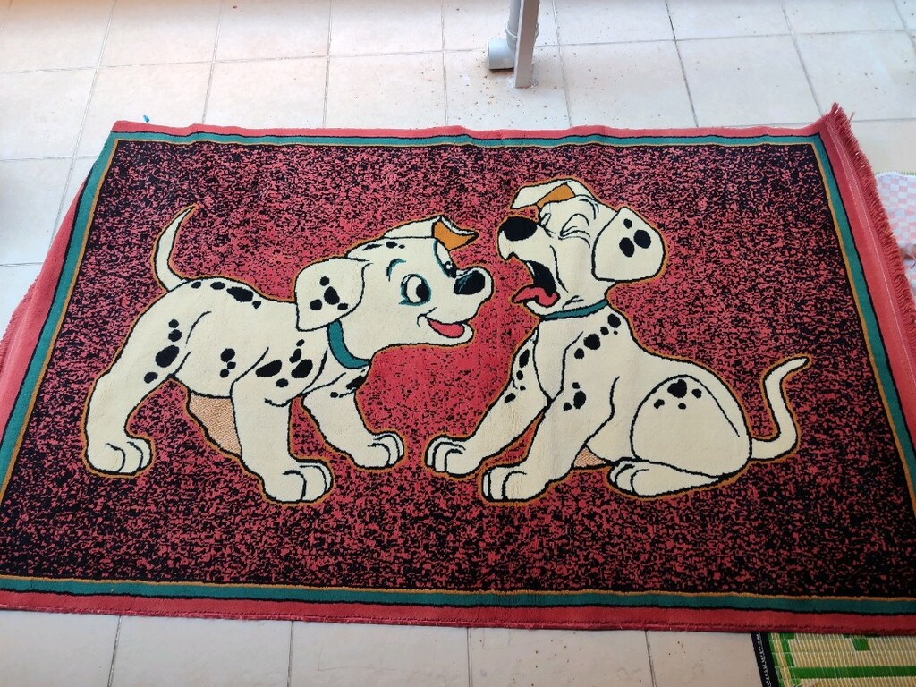 köpek desenli halı - 2