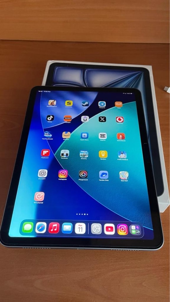 iPad Air M2 11" Kutulu Garantili + Klavye, Kalem ve Kılıf Seti - 3