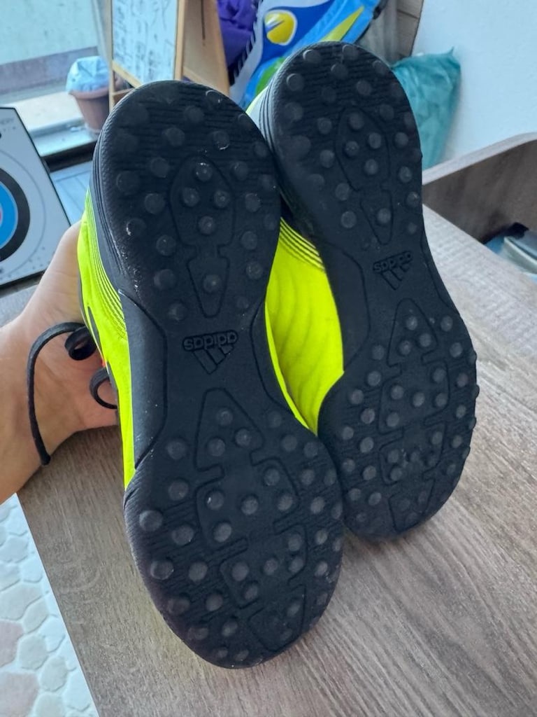 Adidas copa halı saha 32 numara - 3