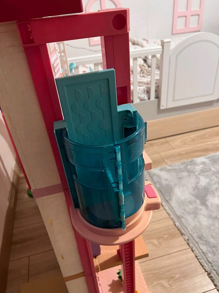 Kaydıraklı Asansörlü Büyük Oyuncak Barbie Evi – Arabalı, Çok Katlı - 4