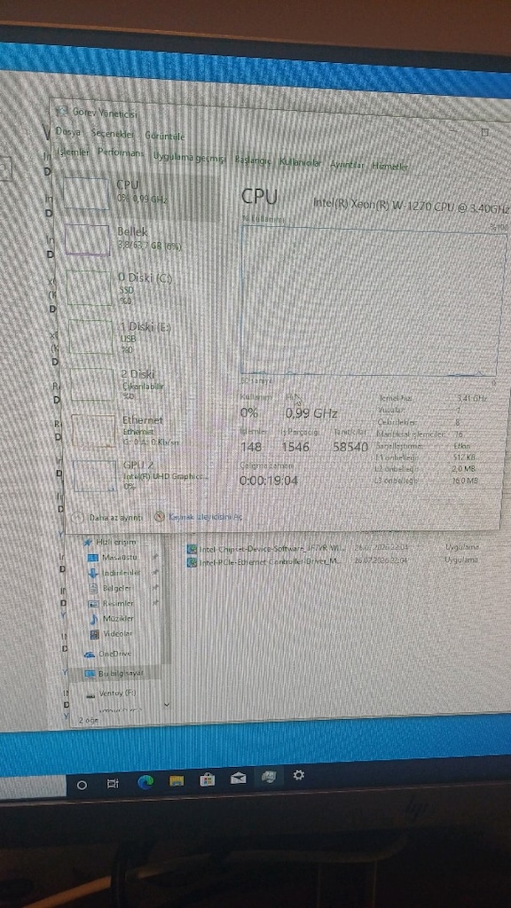İş İstasyonu Dell Precision 3640 Xeon W-1270 64GB RAM - 3