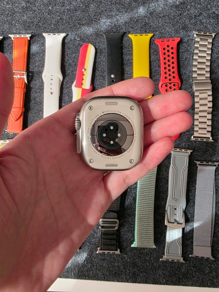 Apple Watch Ultra - 4