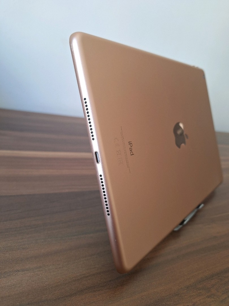 Temiz iPad 7. Nesil 32 GB Rose Gold - 4