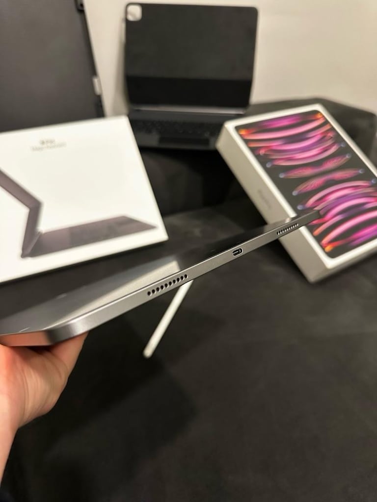 iPad Pro 12.9" 6. Nesil M2 - 512 GB Kutulu & Ekran Koruyuculu - 3