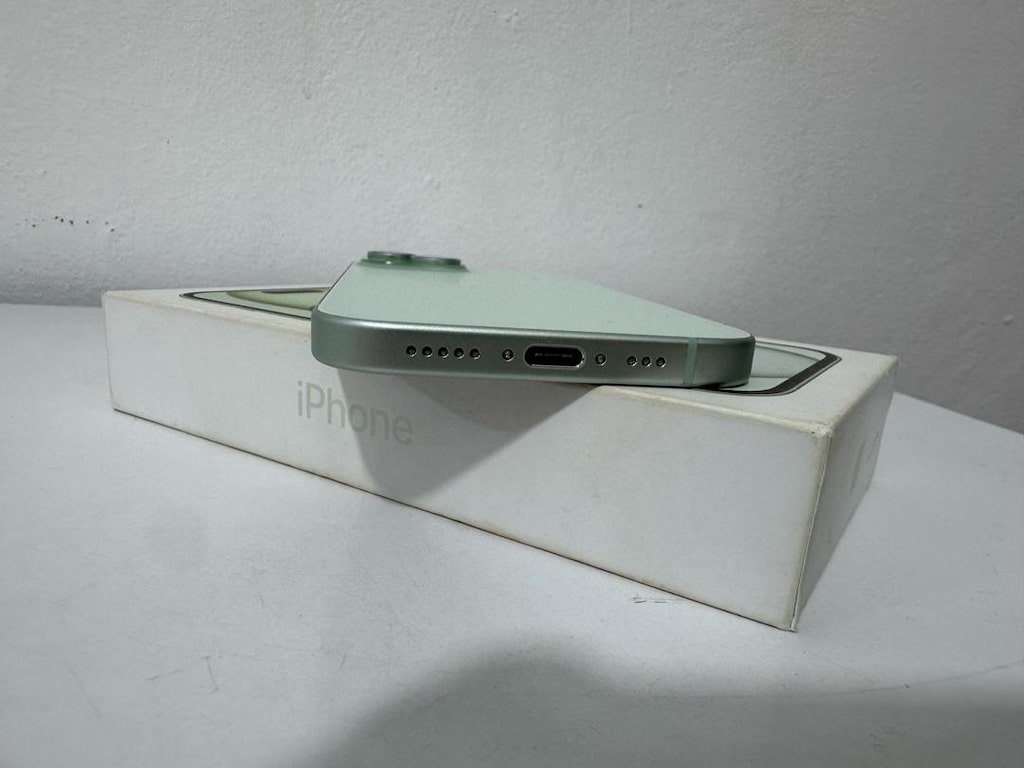 İPHONE 15/128 GB GARANTİLİ - 2