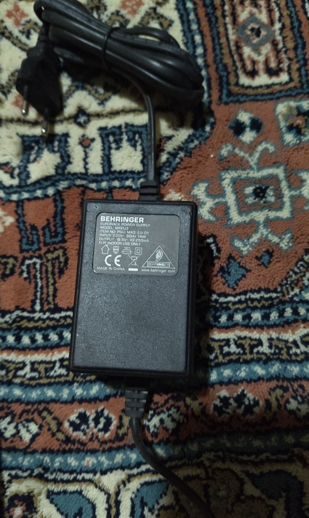 Behringer Xenyx 802 Mikser - 2