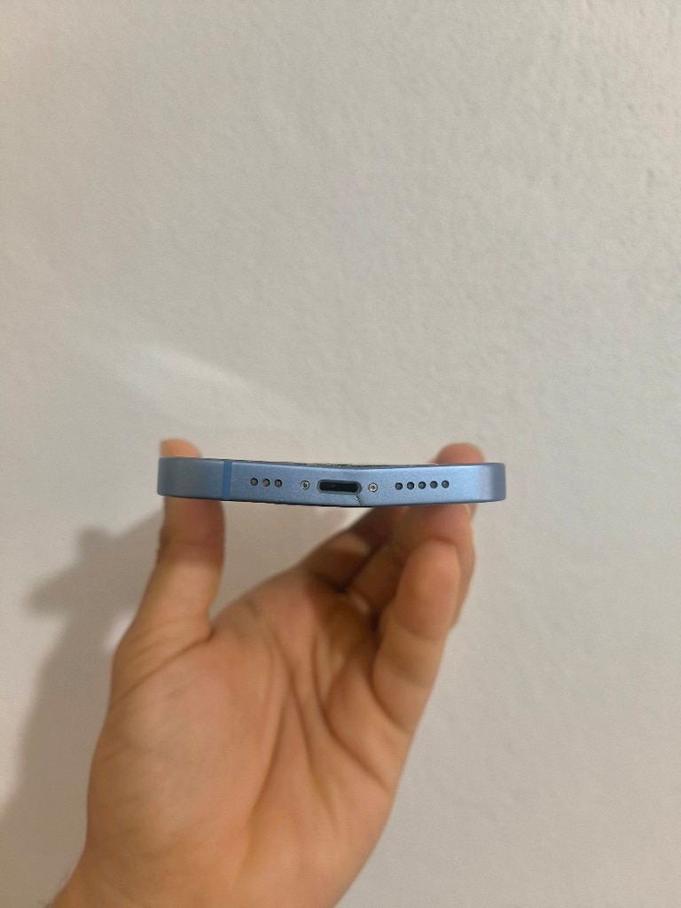 iPhone 14 - 4