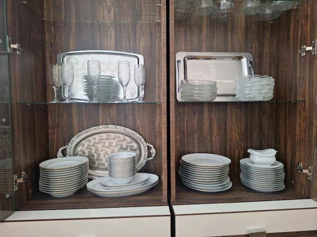 Güral porselen 12 kişilik yemek takımı + kristal kadehler ve tepsiler - 6