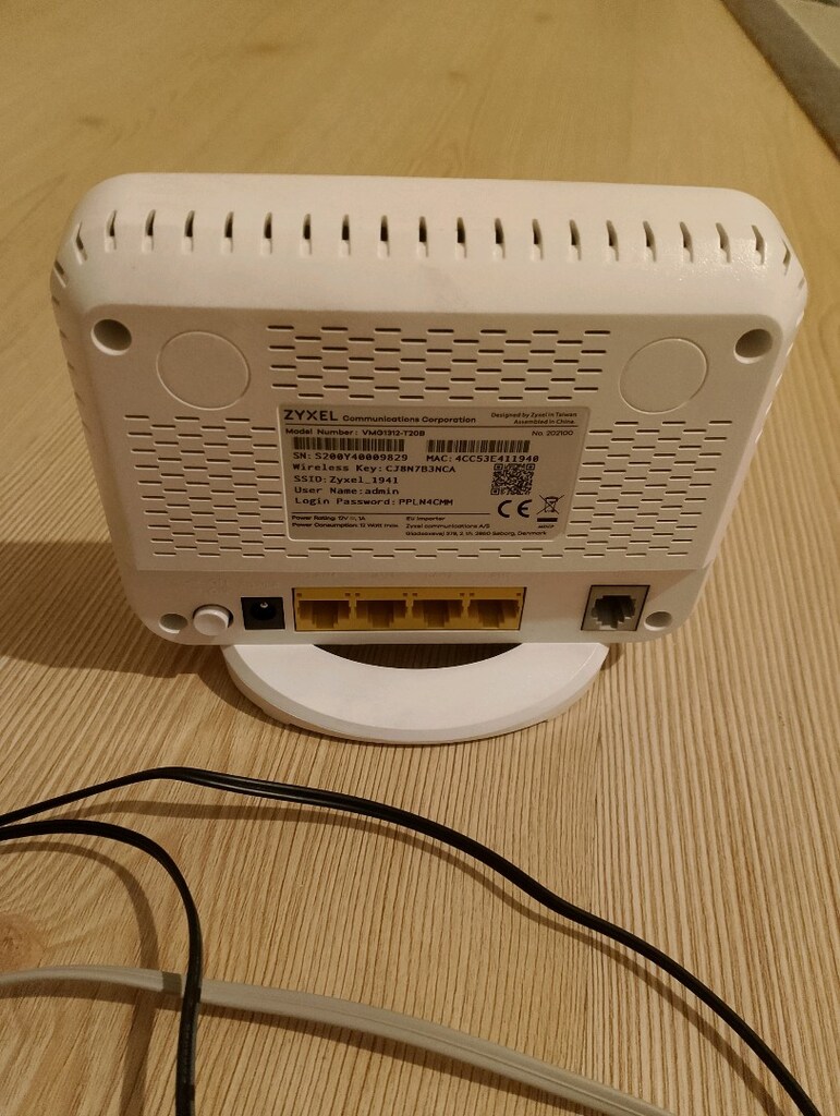 ZYXEL VDSL MODEM ROUTER - 3