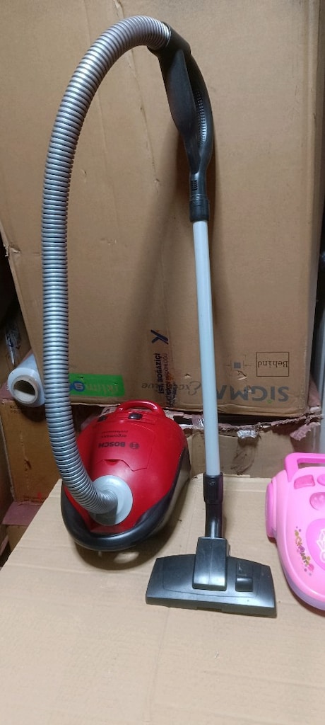 Bosch oyuncak süpürge - 15