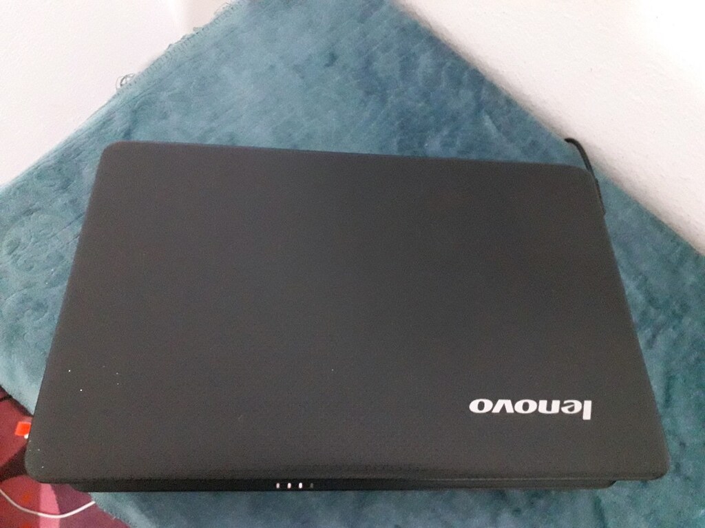 LENOVO G550 2.20 GHZ CIFT CEKIRDEK 4GB RAM BAZI TUSLARI SORUNLU 15.6 - 3