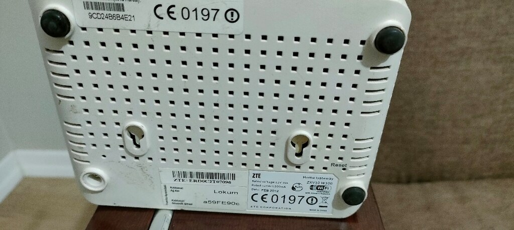 TÜRK TELEKOM MODEM 300 - 3